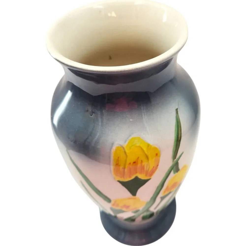 Devon Ware Fielding Staffordshire England Crocus Vase by Bernadette Eve 11